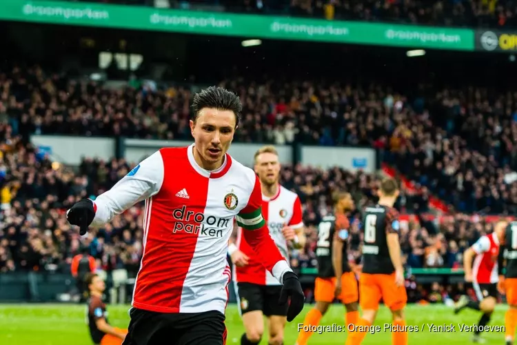Berghuis schiet Feyenoord langs PSV