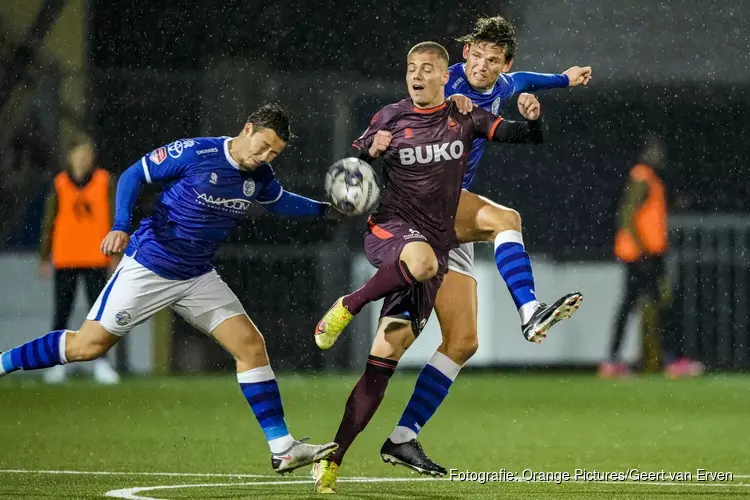 "Supersub" Smit bezorgt Telstar in extremis drie punten in Den Bosch