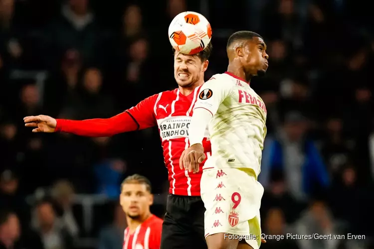 PSV beleeft zure avond tegen Monaco