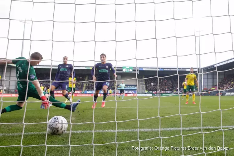 PSV zonder problemen langs Fortuna Sittard