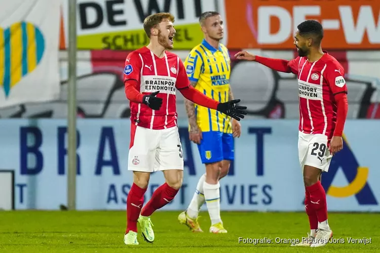 PSV simpel naar zege in Waalwijk